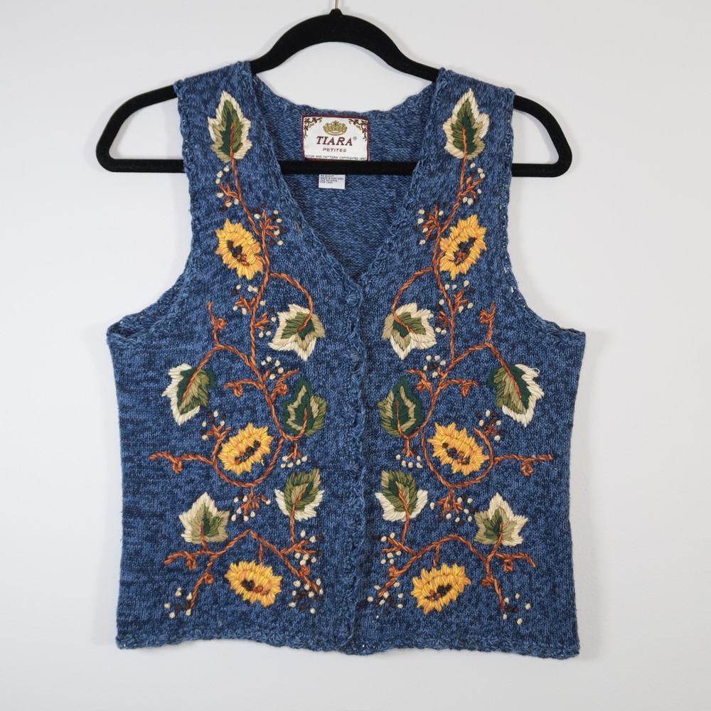 Vintage Tiara Embroidered Knit Sweater Vest Cabincore Granny Boho Fall Blue M/L